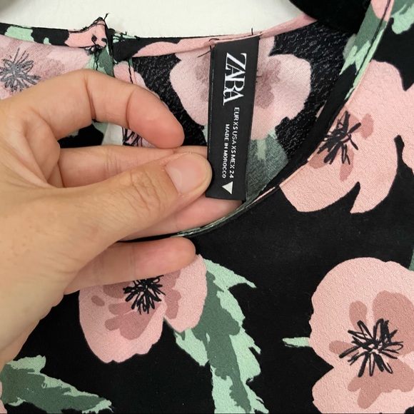 Zara Long Sleeve Maxi - Picture 5 of 5